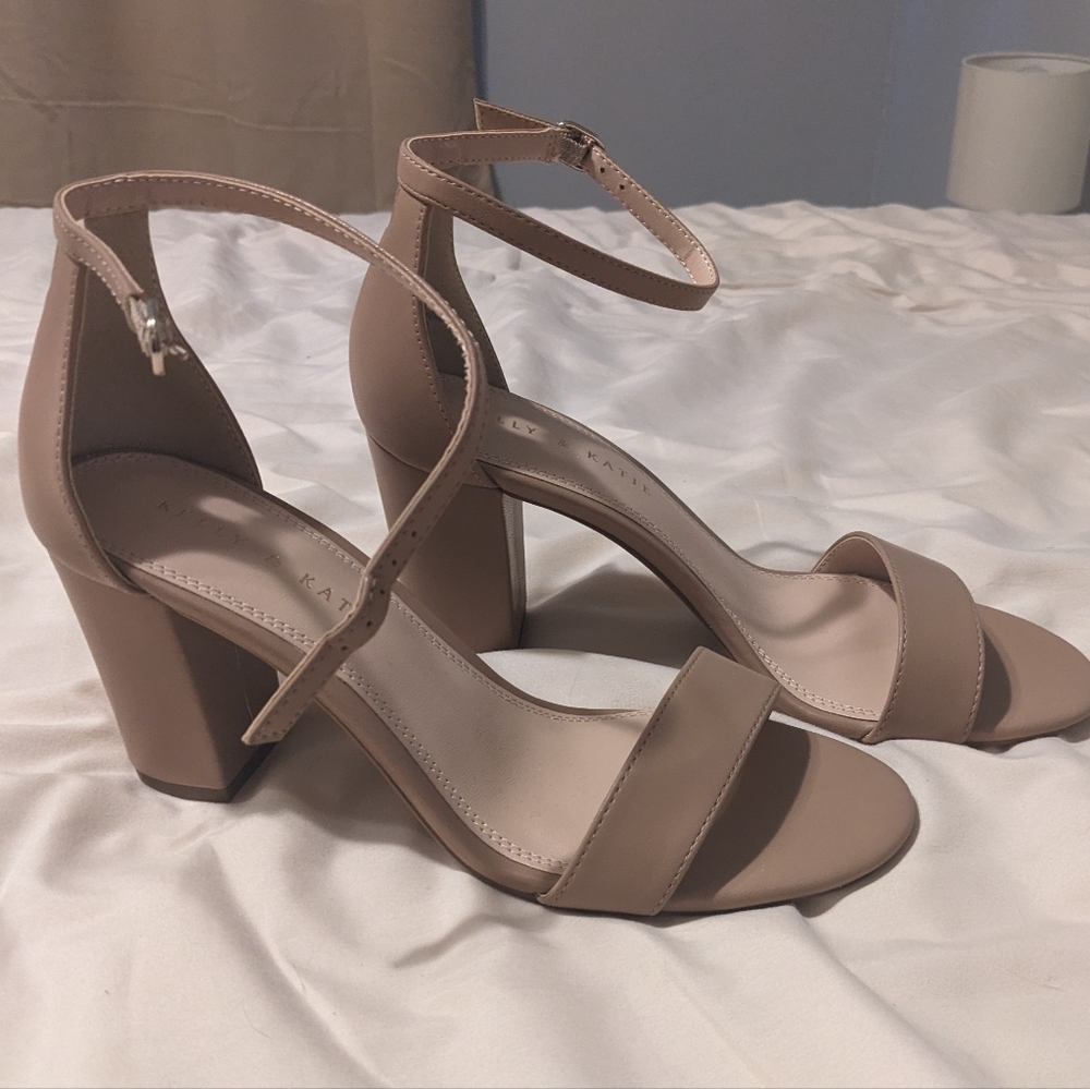 NWOT Neutral open toe heels